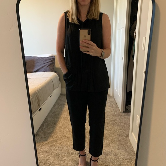 LOFT Split neck tank top